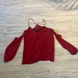 Sm express burgundy top exposed shoulders